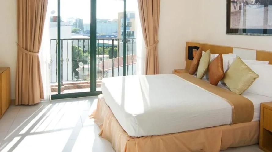 3 Bedrooms Apartment