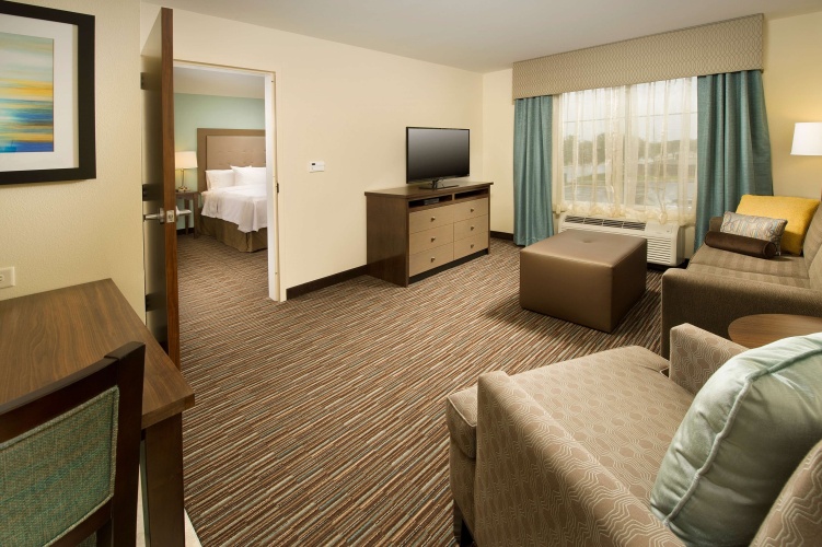 Accessible Quadruple Suite