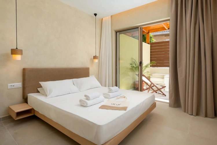 The Berry Double Suite