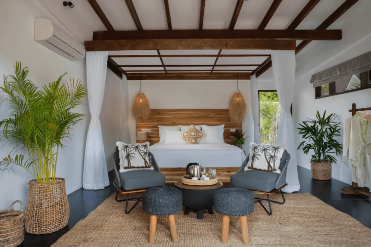Double room with hill view