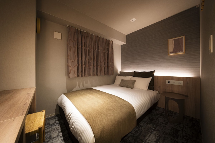 R Hotel Namba South