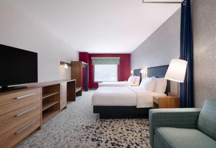 Studio Quadruple Suite