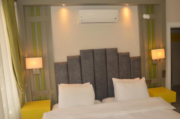 Standard Twin Apartment