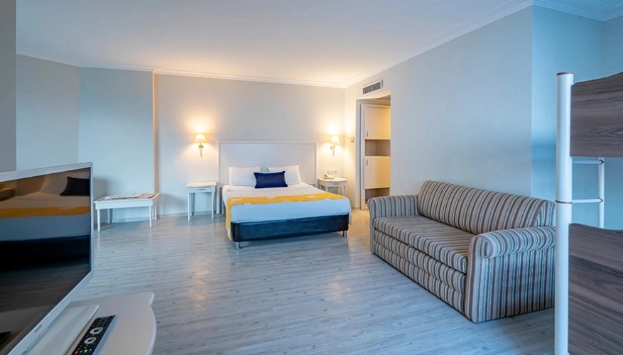 Family Quadruple room