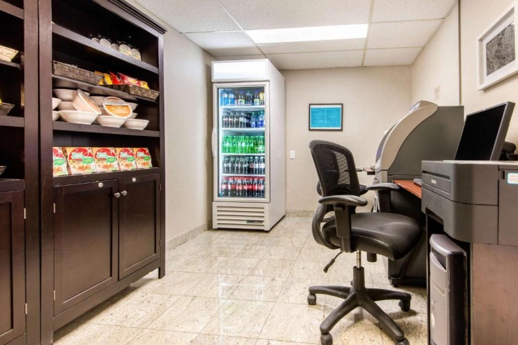 Quality Inn & Suites Mississauga photo 13
