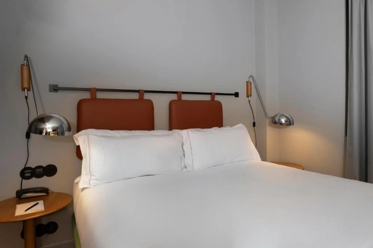 Custom Double Duplex room