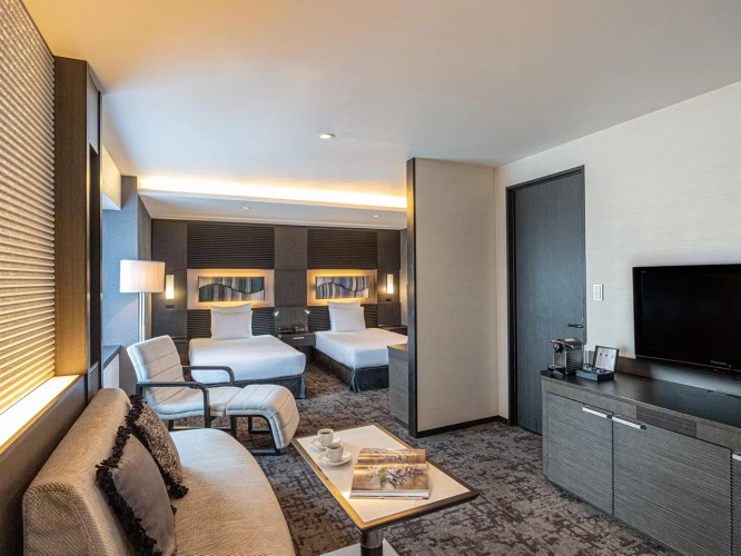 Lounge Access Twin Junior Suite