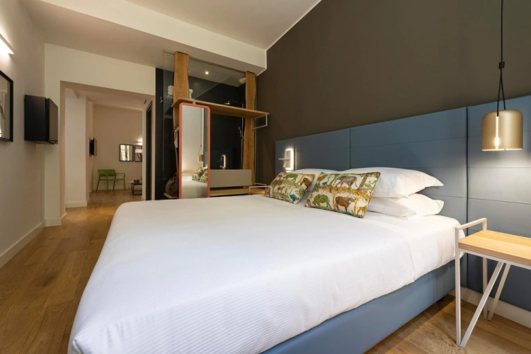 Double Suite