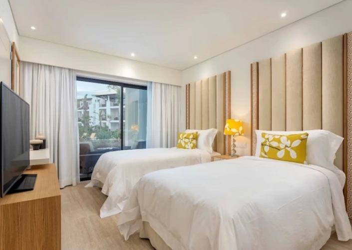 2 Bedrooms Garden Suite with resort view