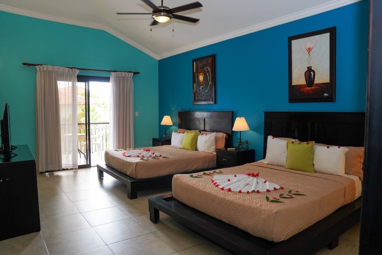 Deluxe Quadruple Suite