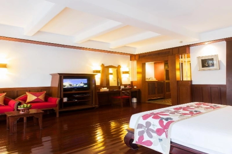 Deluxe Pool Access Double room