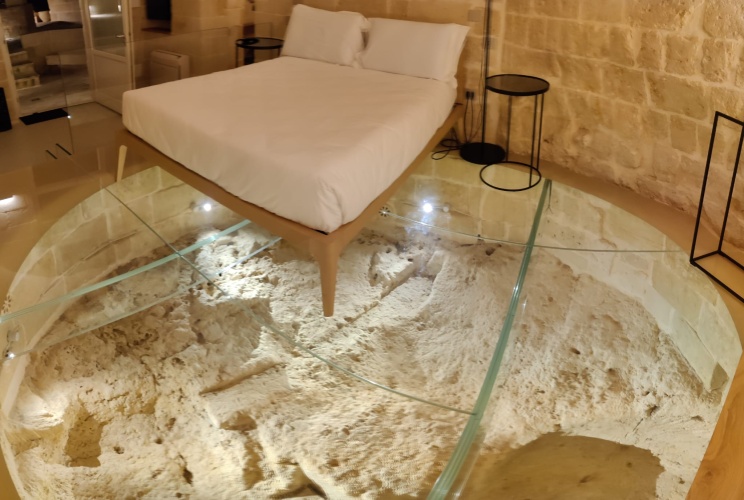 In Cave Double Suite