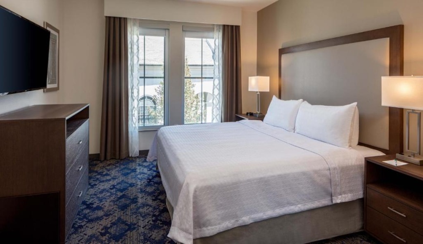 1 Bedroom Suite with balcony