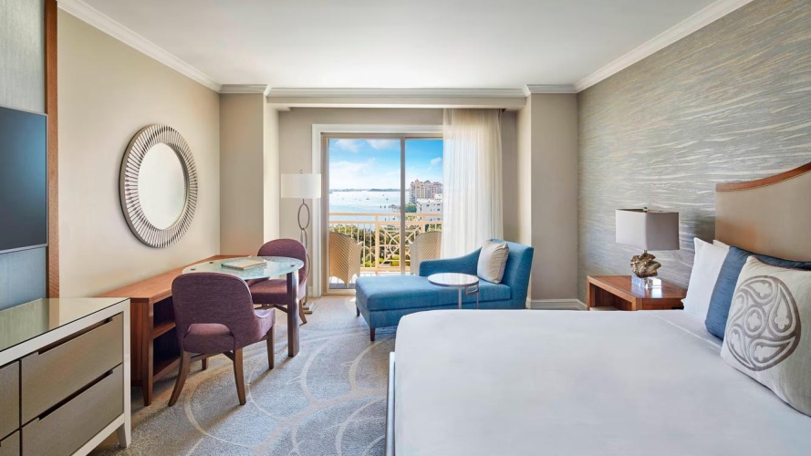 Double Club Level room with balcony