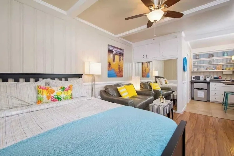 3 Bedrooms House