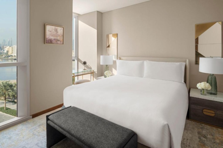 2 Bedrooms Signature Waterfront Quadruple Apartment 