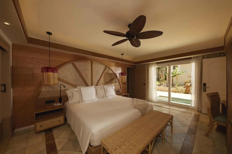 2 Bedrooms Villa