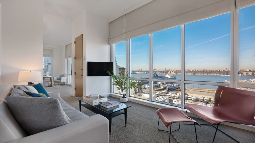 Hudson Double Suite