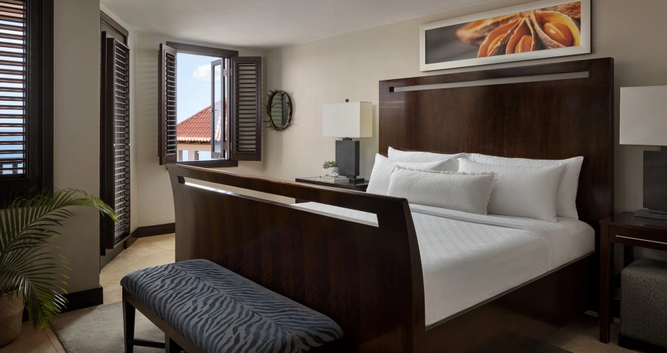 Pink Gin Club Level Double Suite with ocean view