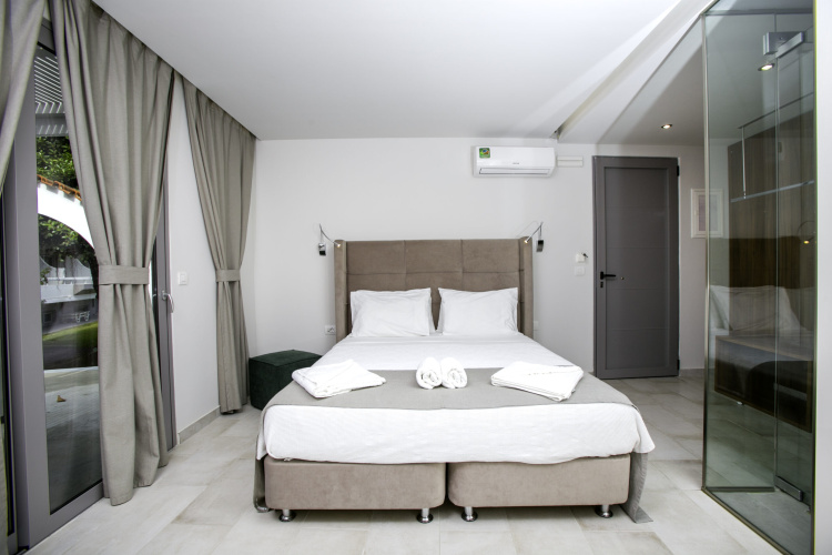 Superior Twin room with balcony