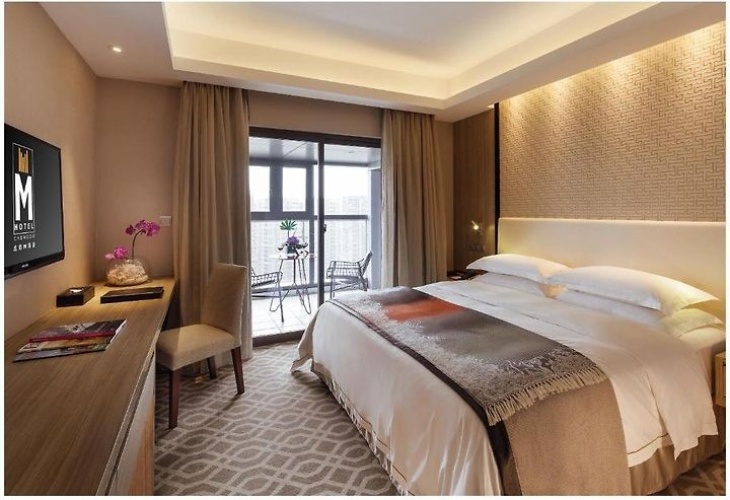 1 Bedroom Deluxe Suite