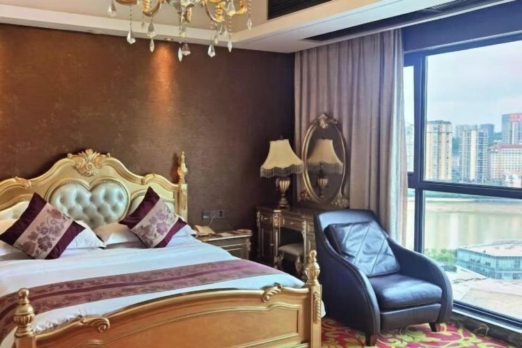 Premier Double Suite with river view
