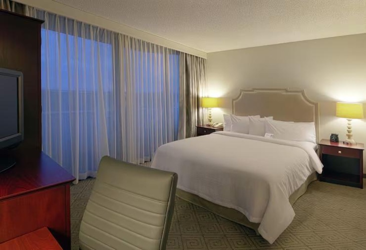 2 Rooms Suite