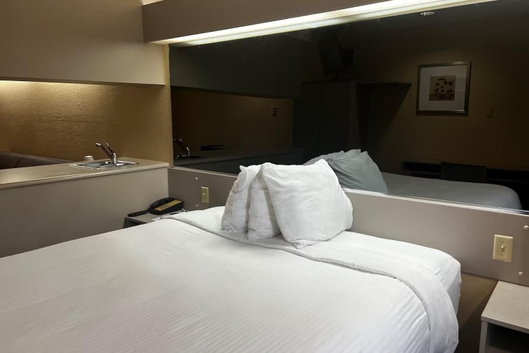 Mobility Accessible Smoking Double Suite