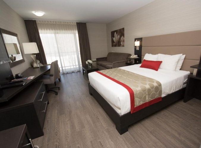 Mobility Accessible Double room water front