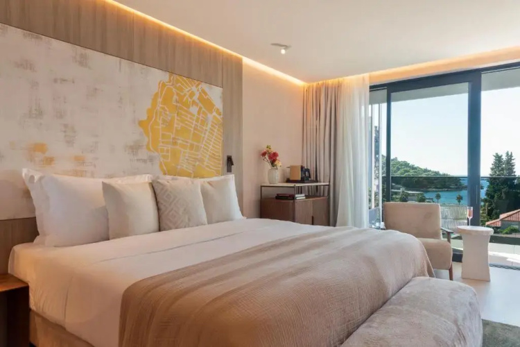 Hotel Sumratin