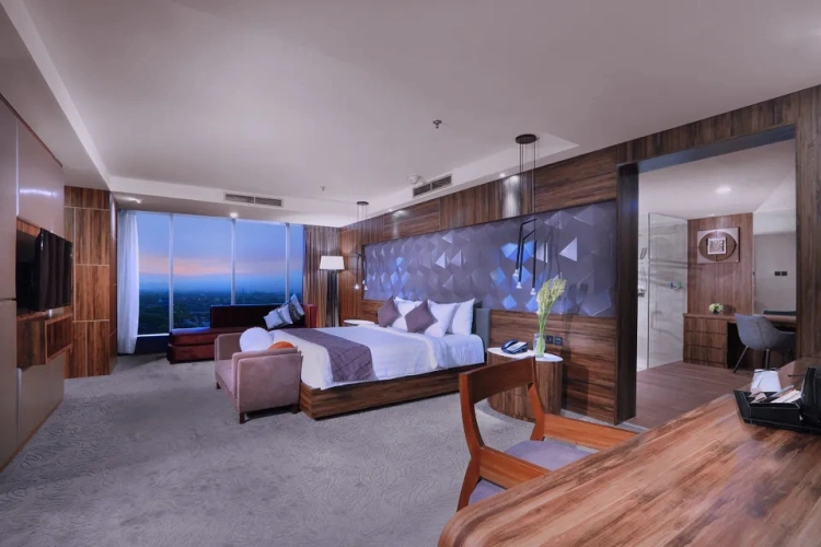 President Triple Suite
