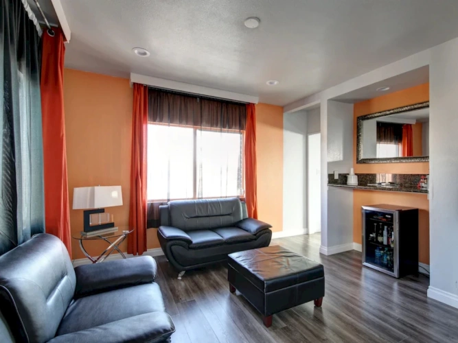 2 rooms Suite