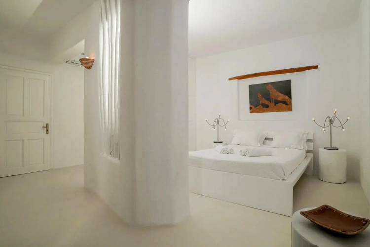 5 Bedrooms Super One Villa