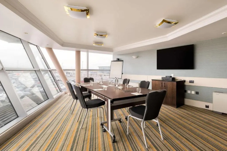 DoubleTree by Hilton Newcastle International Airport photo 21