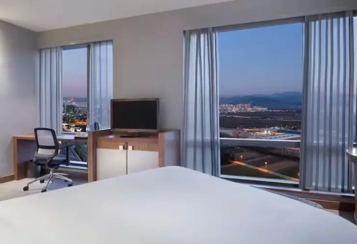 Corner Double room