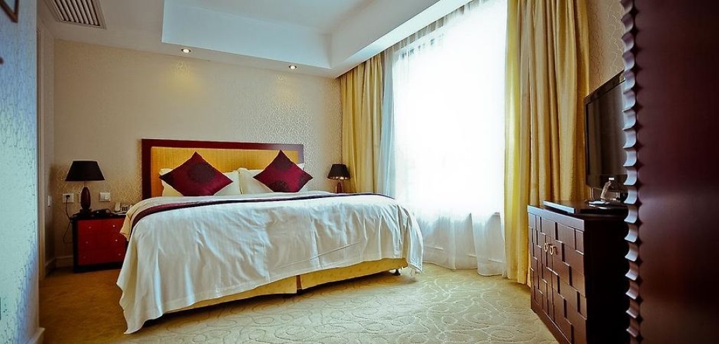 Twin room with garden view