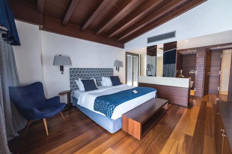1 Bedroom Double Suite with sea view