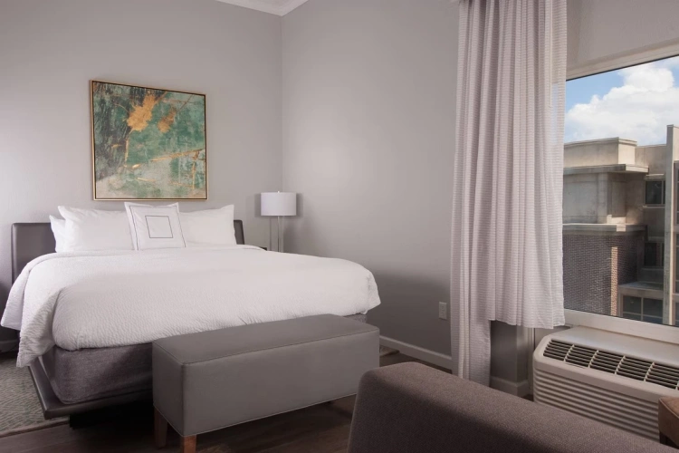 Double Suite with balcony and with water view