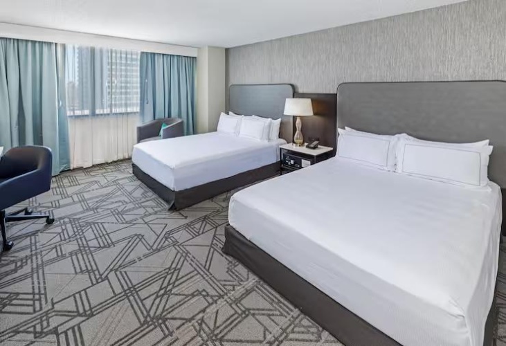 Deluxe Quadruple Suite