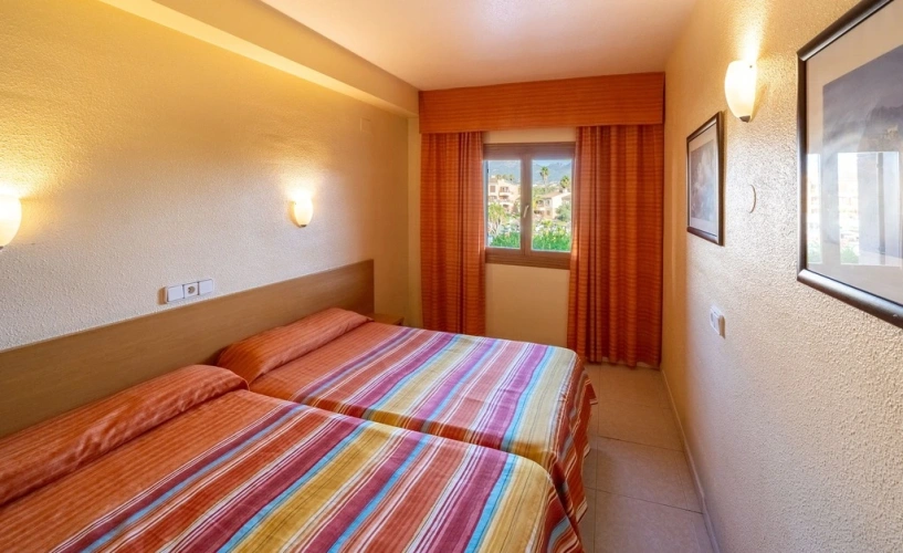 Standard Twin Apartment