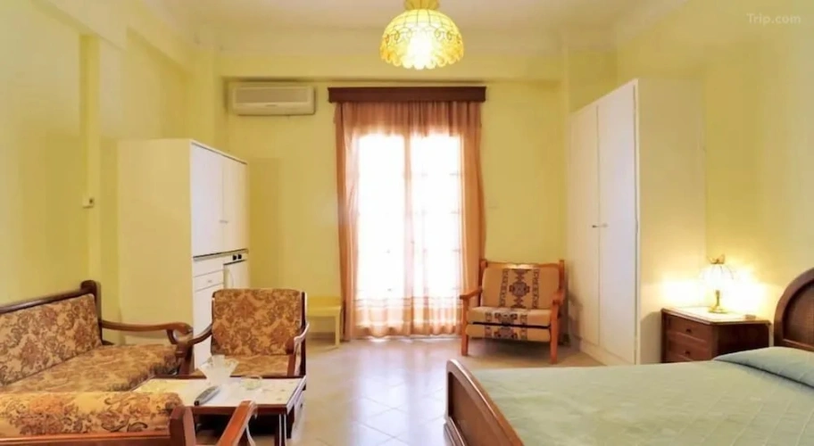 Standard Gold Double Studio with city view
