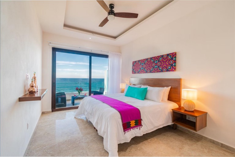 Deluxe Quadruple Suite oceanfront