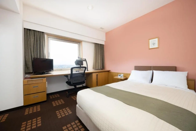 Semi-Double room