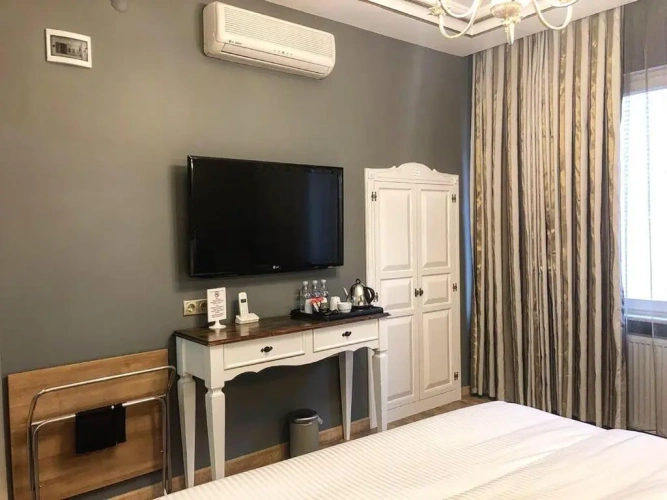 Triple Suite
