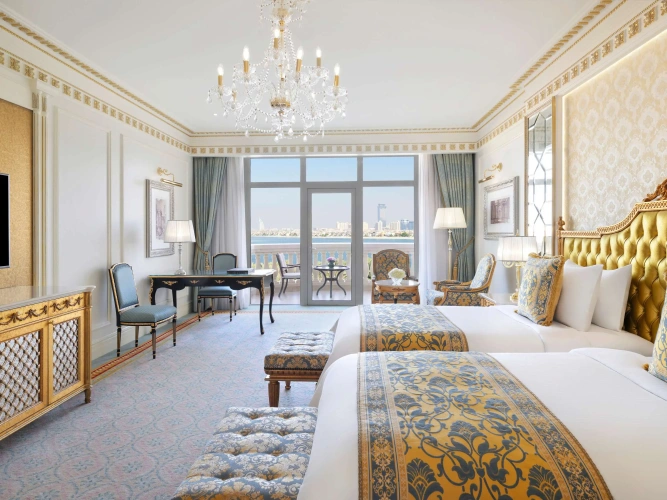Premier Palm Twin room with balcony