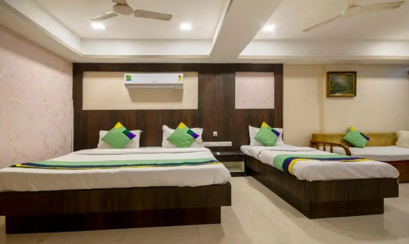 Superior Triple room