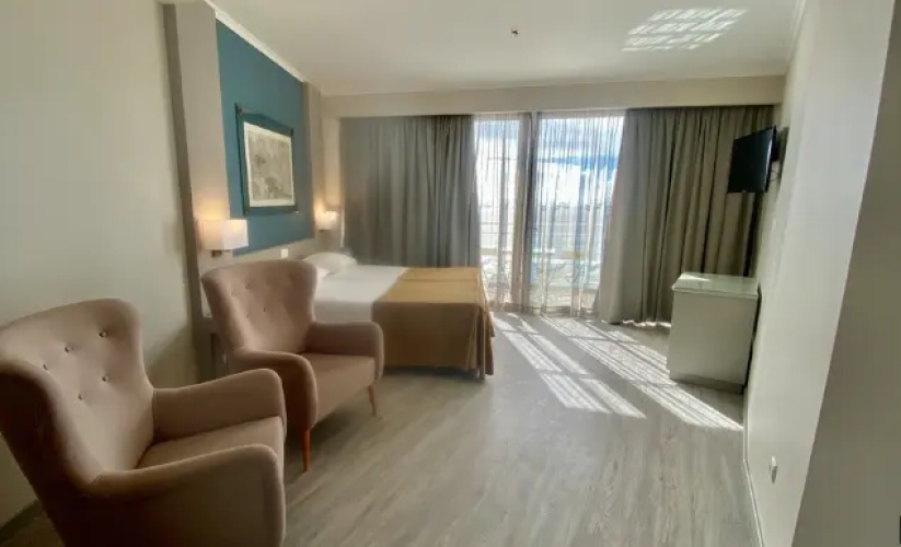 Deluxe Superior Suite with ocean view