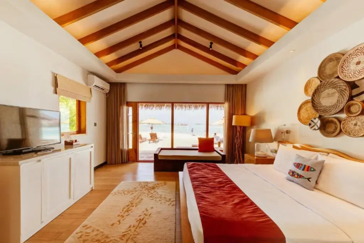 Cinnamon Dhonveli Maldives Resort