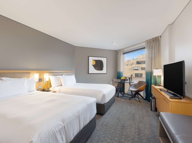 Superior Pyrmont view Quadruple room