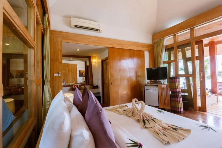 Honeymoon Bungalow Beachfront